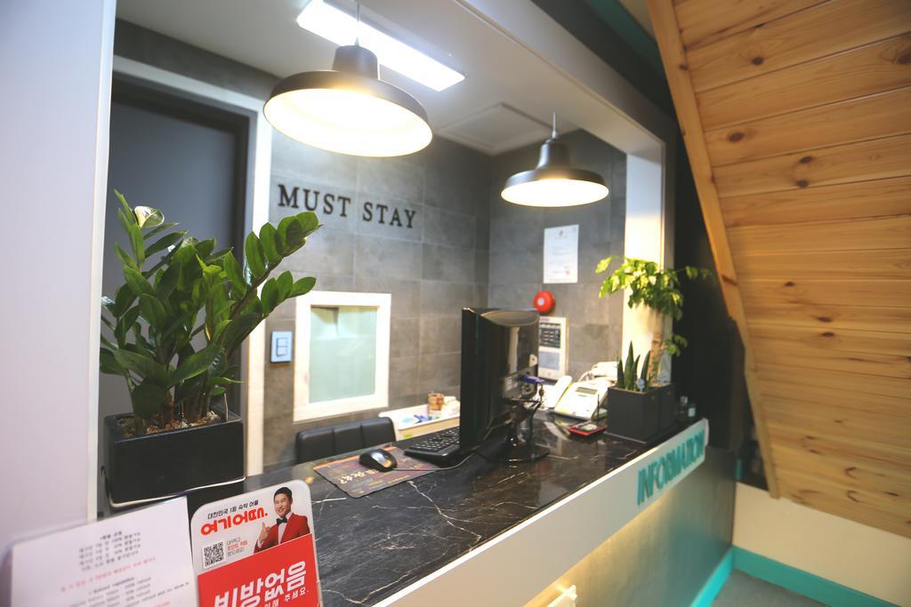 Must Stay Hotel Myeongdong Szöul Kültér fotó