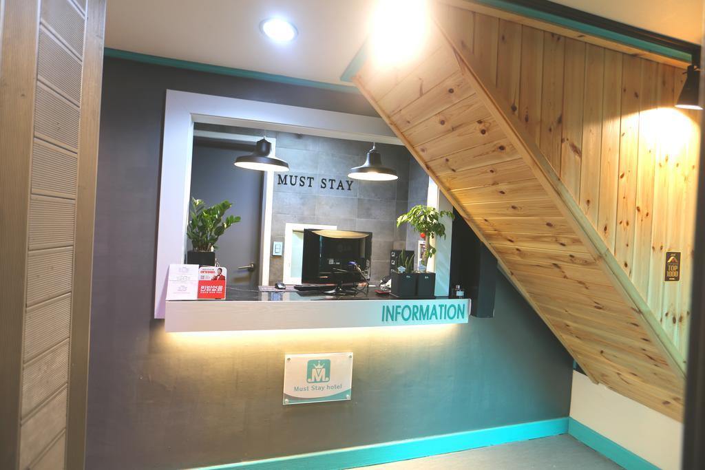 Must Stay Hotel Myeongdong Szöul Kültér fotó