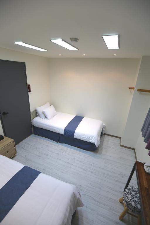 Must Stay Hotel Myeongdong Szöul Kültér fotó