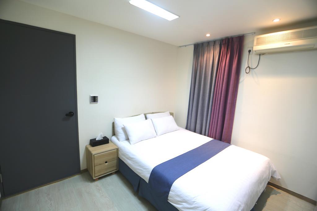 Must Stay Hotel Myeongdong Szöul Kültér fotó