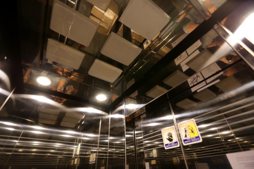 Must Stay Hotel Myeongdong Szöul Kültér fotó