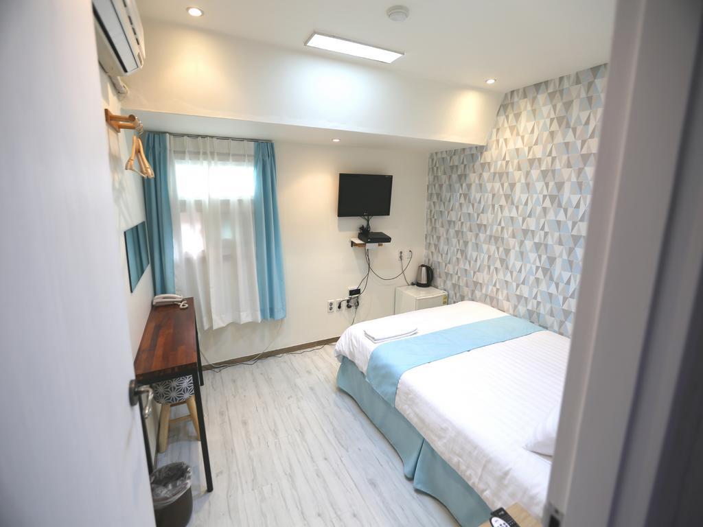 Must Stay Hotel Myeongdong Szöul Kültér fotó