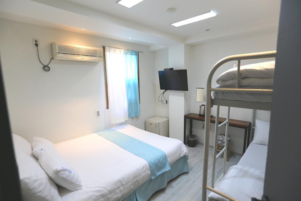 Must Stay Hotel Myeongdong Szöul Kültér fotó